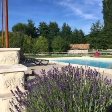 Du Moulin De La Peyriere