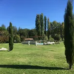 Du Moulin De La Peyriere Casa de Férias