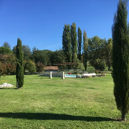 Du Moulin De La Peyriere 펜션